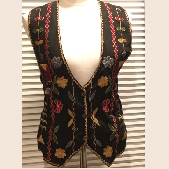 DD DESIGNS szM embroidry front 3 button blk vest - Picture 5 of 5